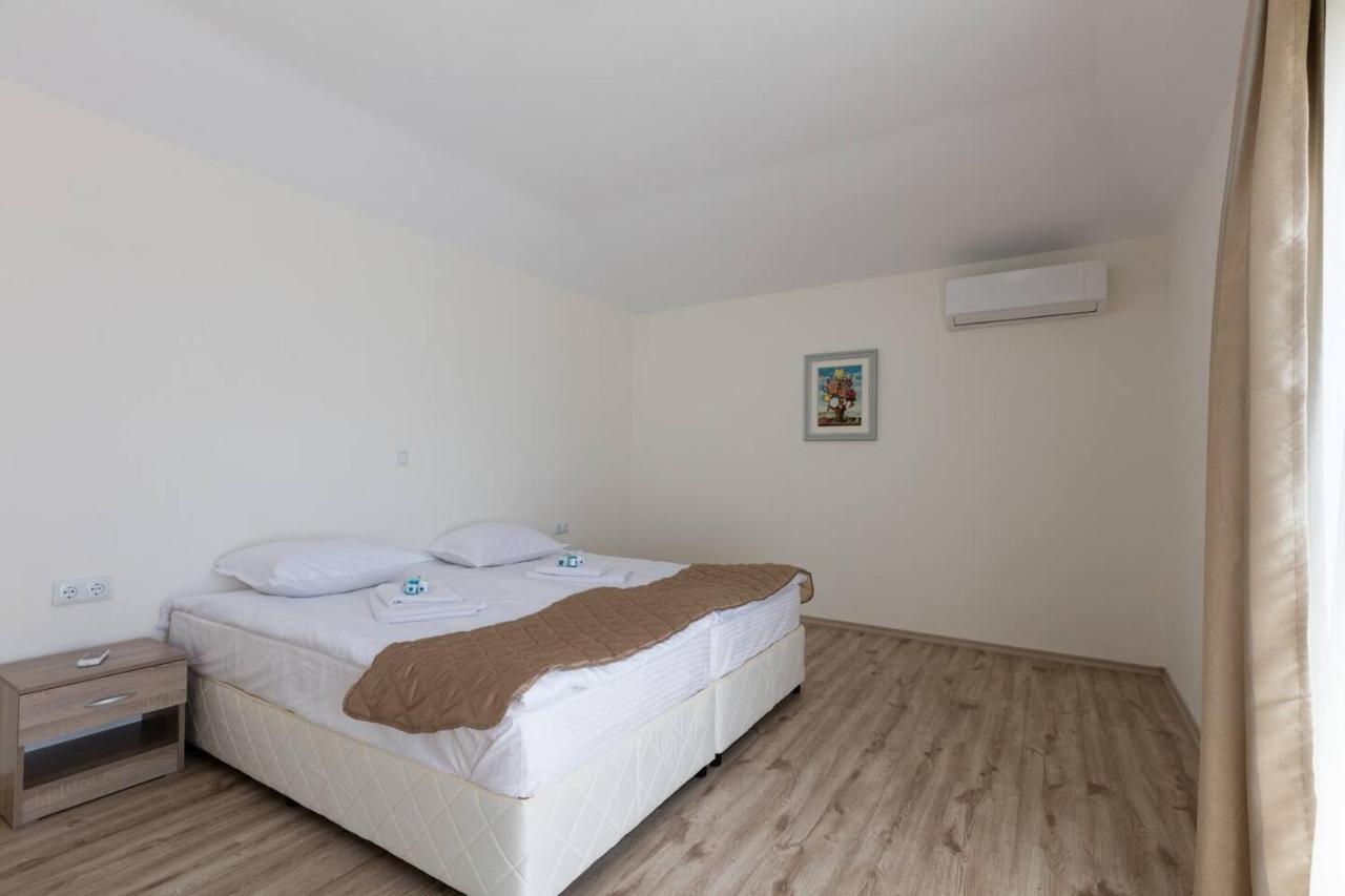 Zevs Residence Nesebar Esterno foto