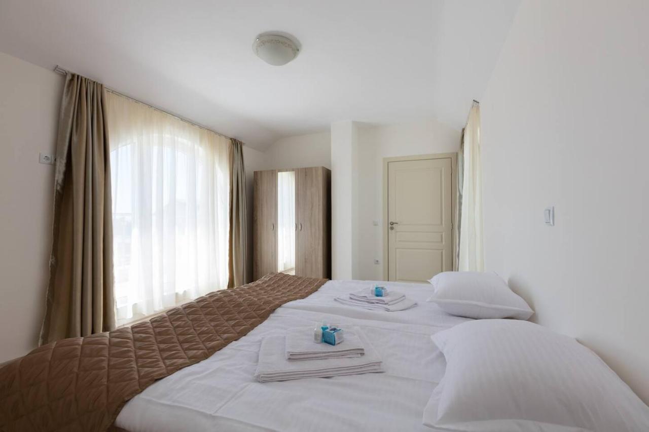 Zevs Residence Nesebar Esterno foto