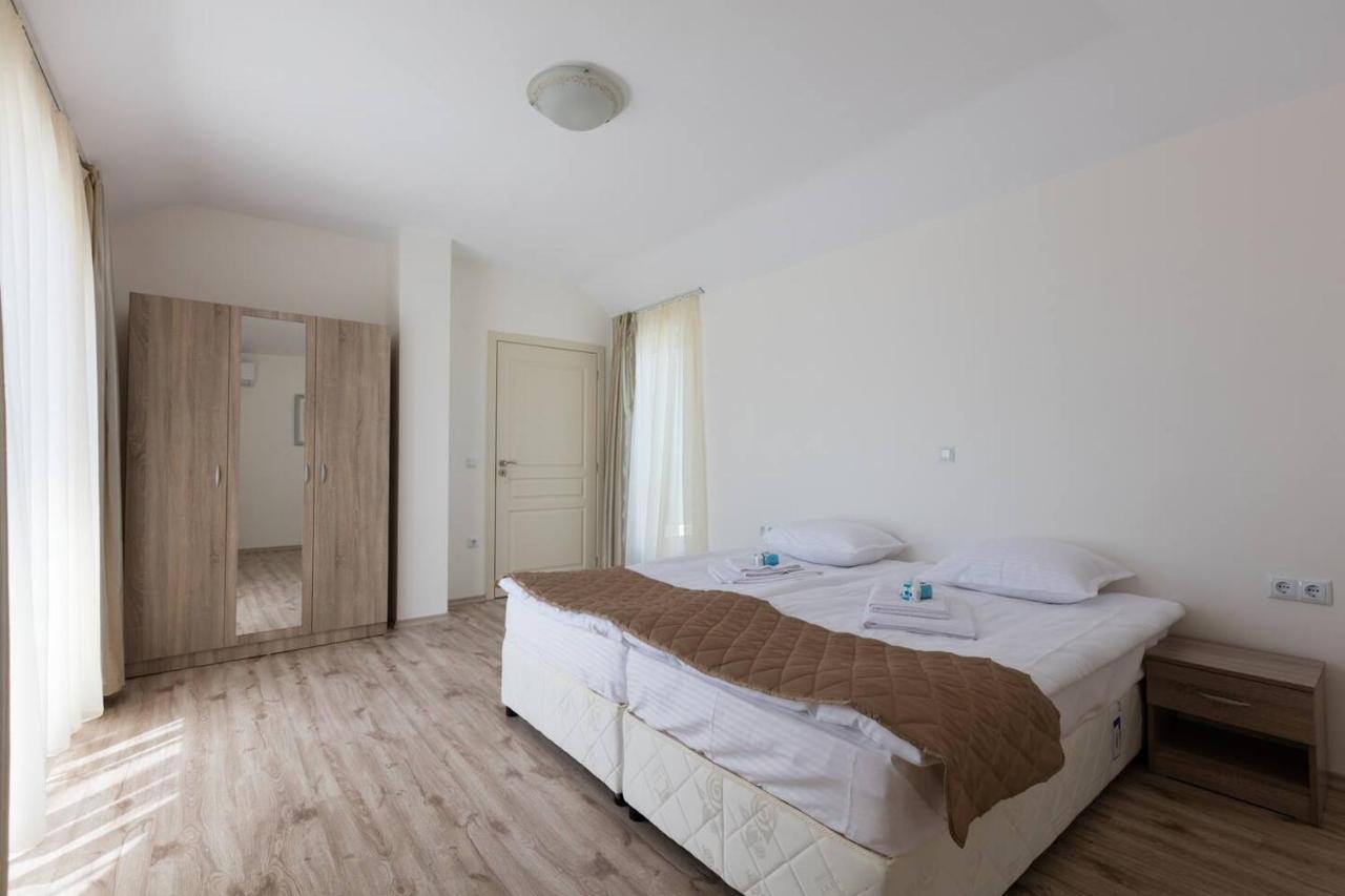 Zevs Residence Nesebar Esterno foto